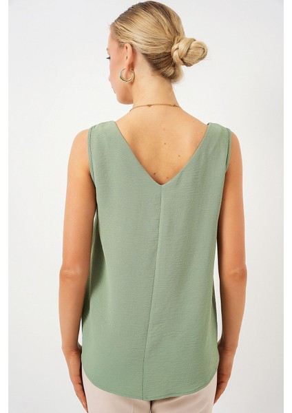 Kadın BDART Dokulu V Yaka Kolsuz Bluz Green