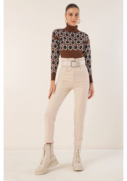 Kadın BDART Fiyonk Detaylı, Bilek Uzunluğunda Düz Pantolon Krem Doğal
