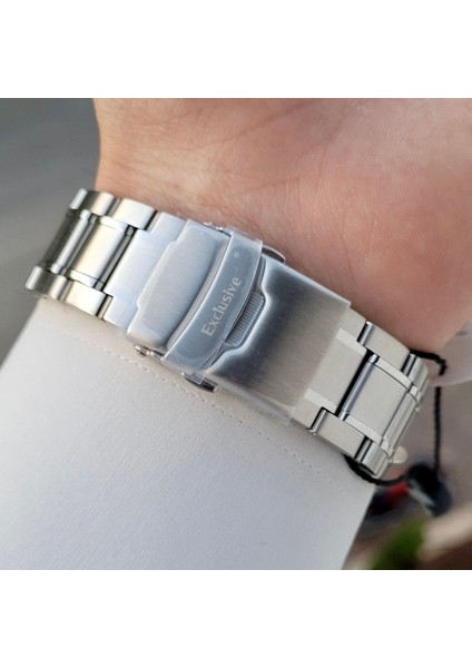 DK.1.10867.2 Siyah Gümüş Çift Kilitli Fonksiyonlu Çelik Kordonlu Erkek Kol Saati fırsatları