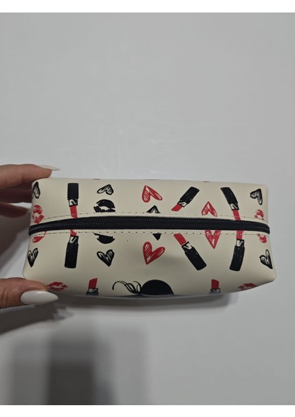 Makyaj Çantası – Şık ve Kullanışlı Organizer | Seyahat ve Günlük Kullanım Için fiyatları