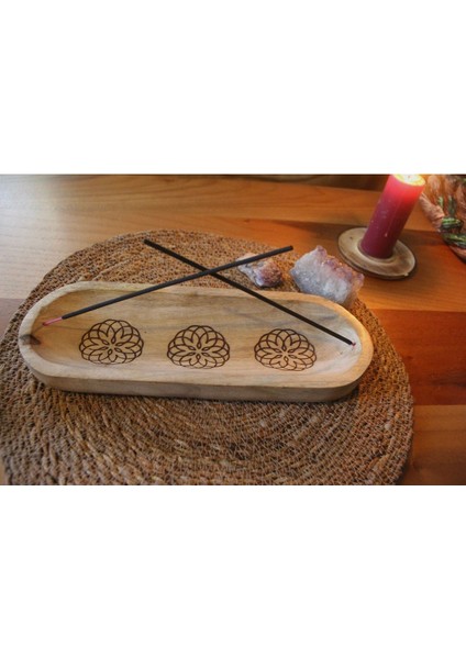 Lotus Tasarımlı Oval Geniş Çubuk Tütsülük indirimleri