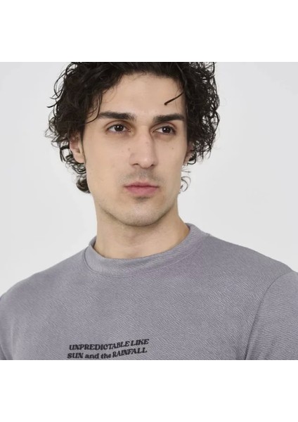 Unisex Bisiklet Yaka Lim Fit Thirt Gri fırsatları