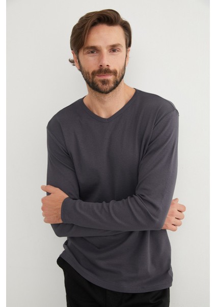 Basic V Yaka Body fırsatları