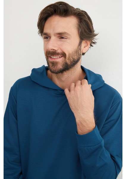 Kapüşonlu Kanguru Cepli Sweatshirt