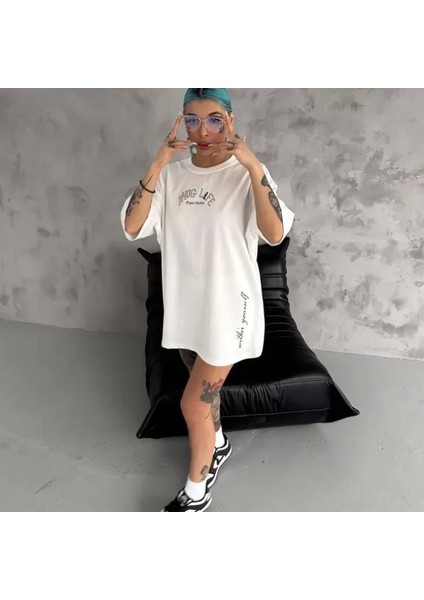 Unisex Baskılı Oversize Thirt Beyaz fiyatları