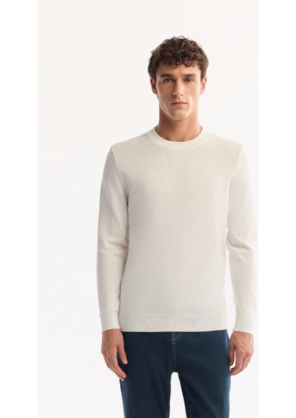 Erkek Ekru Bisiklet Yaka Rayon Tüylenmeyen Dokulu Triko Regular Fit Kazak A52Y5018