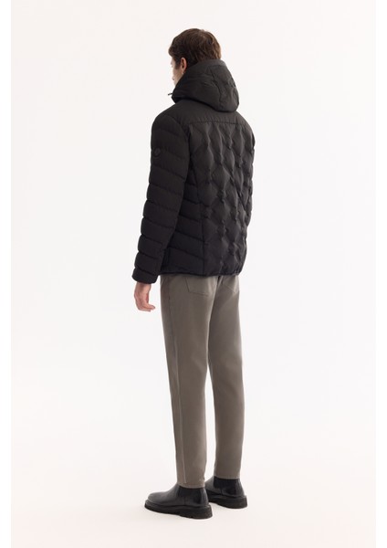 Erkek Siyah Kapüşonlu Su İtici Rüzgar Geçirmez -5°C Dayanıklı Şişme Regular Fit Mont A52Y6075