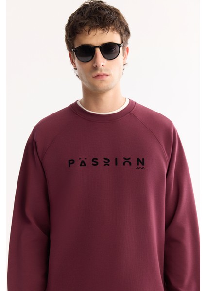 Erkek Mürdüm Bisiklet Yaka Pamuklu Bi-Stretch Baskılı Regular Fit Sweatshirt A52Y1249 fiyatları