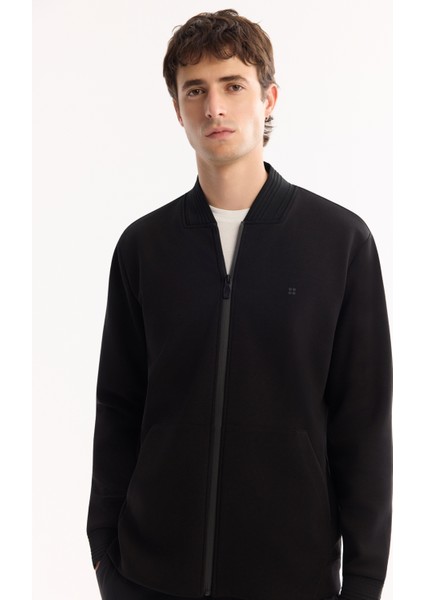 Erkek Siyah Pamuklu Baskılı İnterlok Regular Fit Sweatshirt A52Y1200 indirimleri