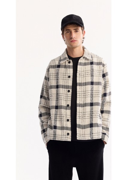 Erkek Ekru Klasik Yaka Soft Touch Ekoseli Comfort Fit Gömlek Ceket A52Y2008