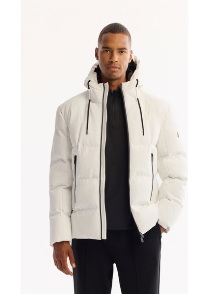 Erkek Beyaz Kapüşonlu Su İtici Rüzgar Geçirmez -7°C Dayanıklı Şişme Comfort Fit Mont A52Y6184