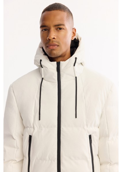Erkek Beyaz Kapüşonlu Su İtici Rüzgar Geçirmez -7°C Dayanıklı Şişme Comfort Fit Mont A52Y6184 fiyatları
