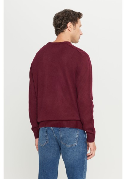 Standart Fit Normal Kesim Bisiklet Yaka Jakarlı Triko Kazak indirimleri