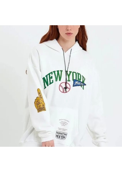 Baskılı Kapüşonlu Weatshirt Beyaz modelleri