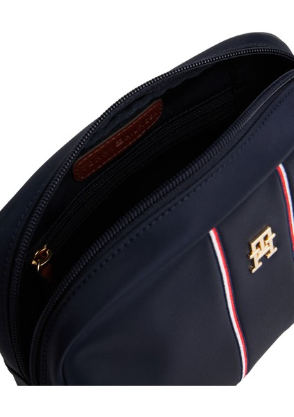 Lacivert Kadın Omuz Çantası AW0AW177100GY modelleri