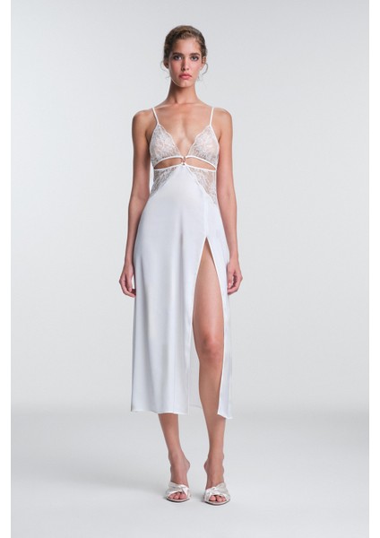 Kırık Beyaz Scarlett Dantelli V Yaka Balensiz Uzun Gecelik fiyatları