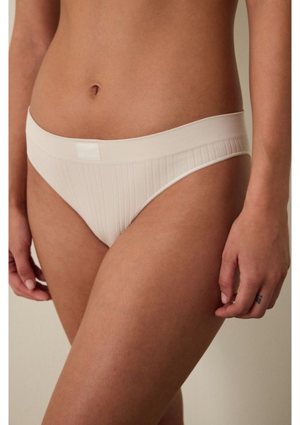 Ekru Dikişsiz Normal Bel Slip