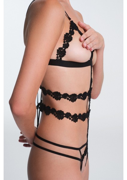 Siyah Olea Cut Out Detaylı Balensiz Body modelleri