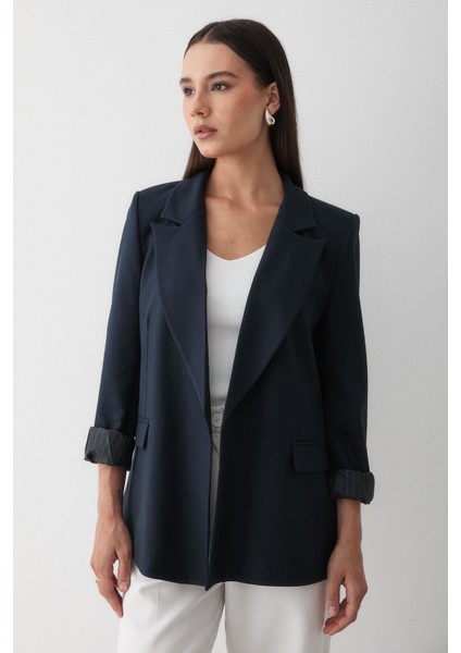 Kadın Çizgili Içi Astarlı Kol Detaylı Blazer Ceket