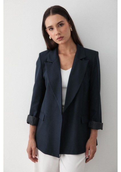 Kadın Çizgili Içi Astarlı Kol Detaylı Blazer Ceket fırsatları