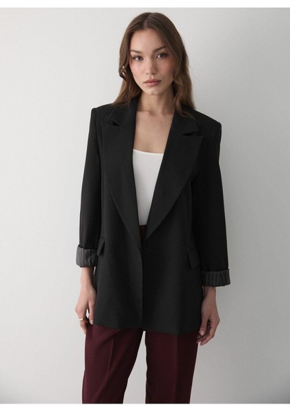 Kadın Çizgili Içi Astarlı Kol Detaylı Blazer Ceket fırsatları
