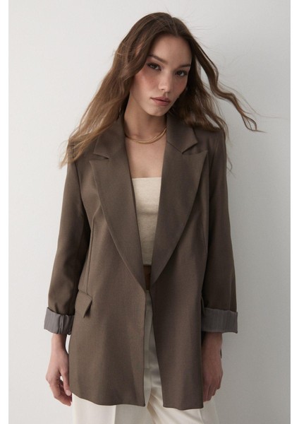 Kadın Çizgili Içi Astarlı Kol Detaylı Blazer Ceket indirimleri