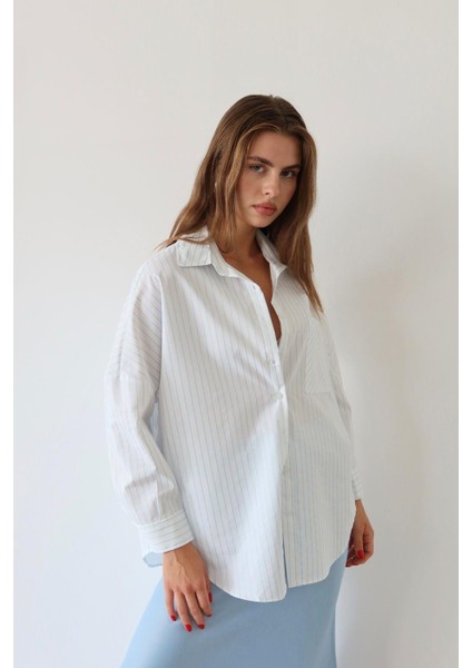 Kadın Gri Çizgili Düğmeli Cep Detaylı Çizgili Oversize Gömlek indirimleri