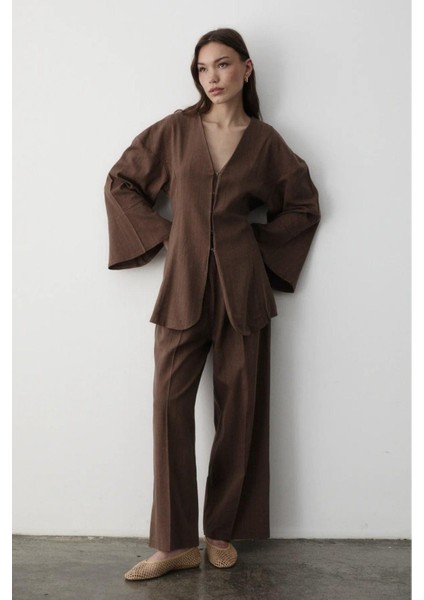 Kadın V Yaka Gizli Düğmeli Üst & Lastikli Pantolon Keten Alt & Üst Takım modelleri
