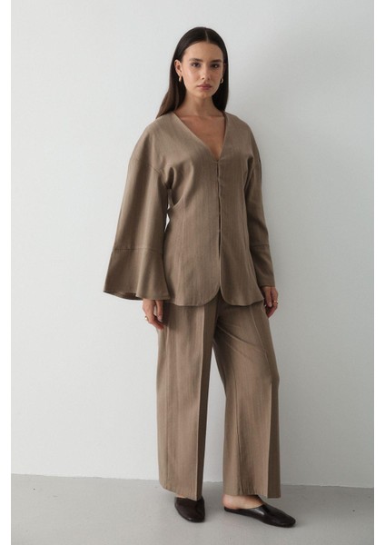 Kadın V Yaka Gizli Düğmeli Üst & Lastikli Pantolon Keten Alt & Üst Takım modelleri