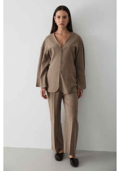 Kadın V Yaka Gizli Düğmeli Üst & Lastikli Pantolon Keten Alt & Üst Takım fırsatları