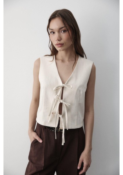 Kadın Bağlamalı Keten Yelek