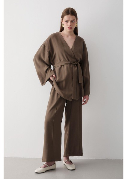 Kadın V Yaka Kuşak Detaylı Alt & Üst Takım fiyatları