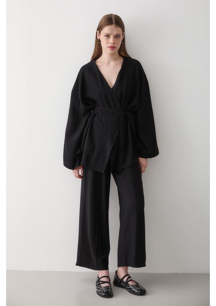 Kadın V Yaka Kuşak Detaylı Alt & Üst Takım indirimleri