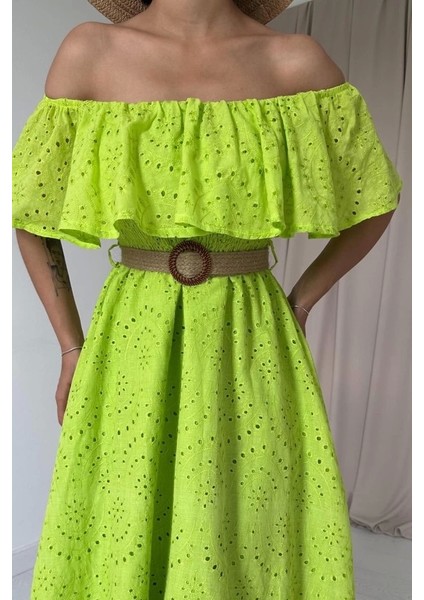 Yağ Yeşili Omzu Lastikli Brode Elbise modelleri