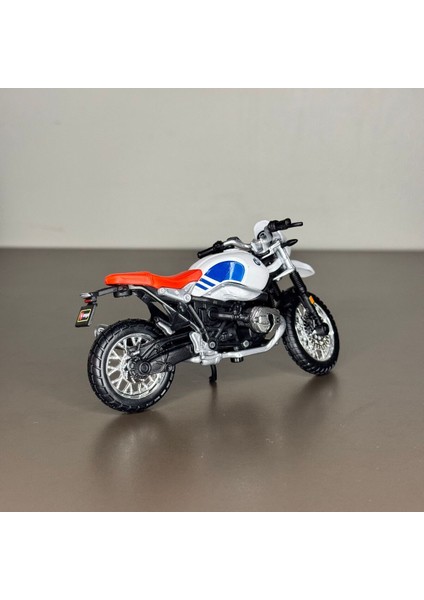 Bmw R Ninet Urban Gs 1:18 Diecast Motosiklet Model – Lisanslı Metal Maket (Beyaz-Kırmızı) modelleri