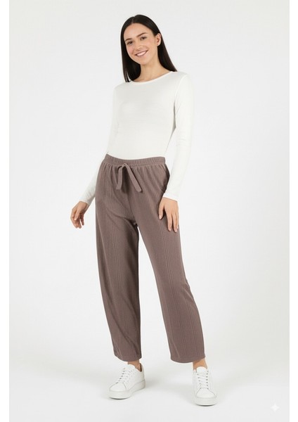 Kadın Pantolon Pamuklu Burgu Kumaş Beli Lastikli Saç Örgü Modelli Likralı Geniş Paça fırsatları