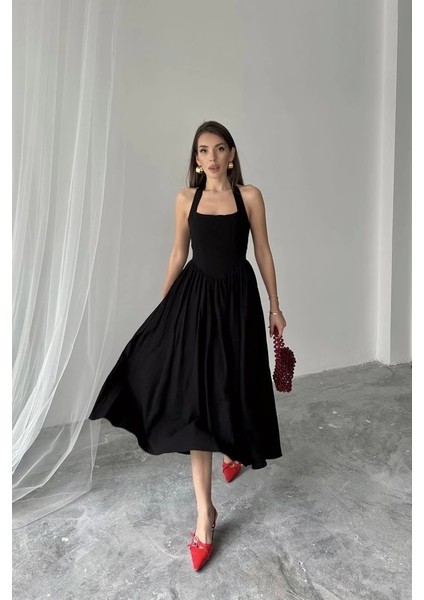 Siyah Boyundan Bağlamalı Keten Elbise