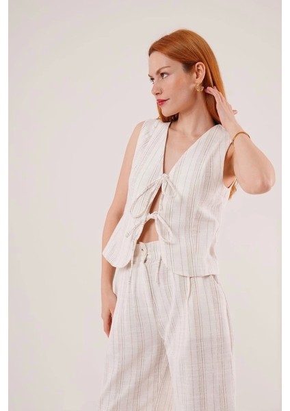 Ön Bağlama Detaylı Yelek ve Pantolon Ekru Çizgili Ikili Takım fırsatları