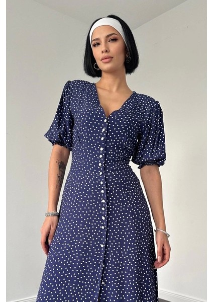 Lacivert Arka ve Bel Ucu Gipeli Elbise fiyatları