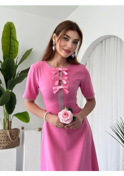 Wera Taşlı Fiyonk Detaylı Elbise modelleri