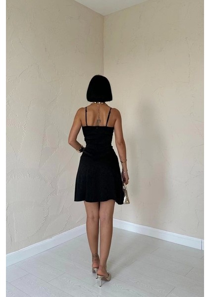 Siyah Jakarlı Asimetrik Elbise fırsatları