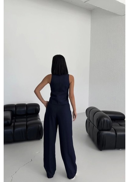 Şal Yaka Düğmeli̇ Yelek fırsatları