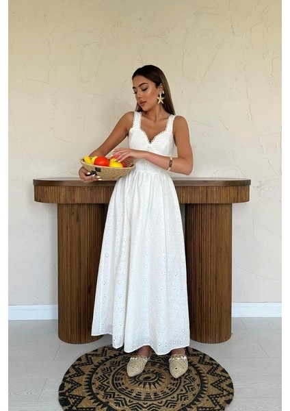 Ekru Dantel Detaylı Askılı Elbise