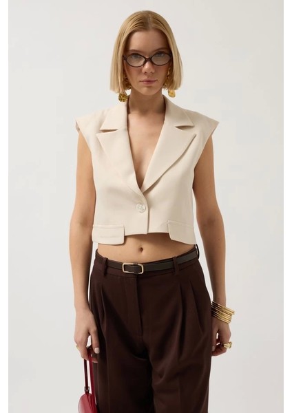 Düğme Detay Cepli Yelek modelleri