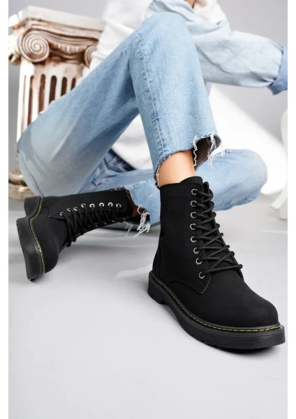 Ek 17 Kadın Postal Bot