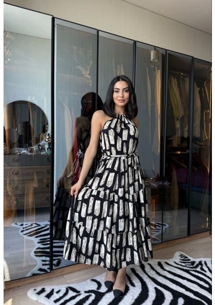 Kadın Viskon Kumaş Ip Askılı Halter Yaka Cepli Midi Boy Elbise modelleri