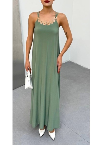 Kadın Omuz Askılı Kuş Gözü Zincir Detay Sandy Kumaş Maxi Boy Elbise