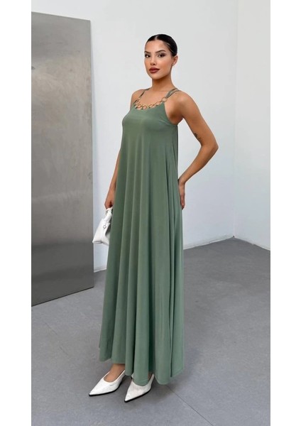 Kadın Omuz Askılı Kuş Gözü Zincir Detay Sandy Kumaş Maxi Boy Elbise modelleri