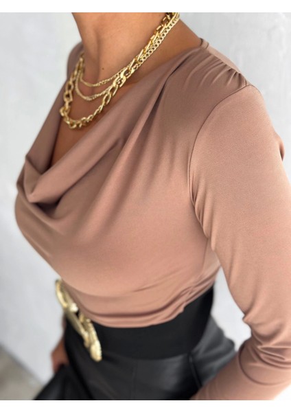 Kadın Sandy Kumaş Degaje Yaka Uzun Kollu Bluz fiyatları