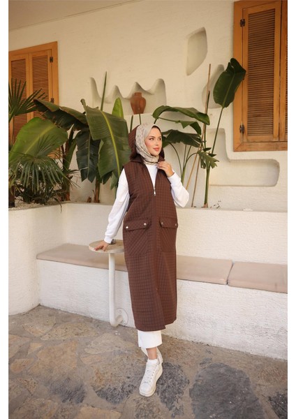 Kapşonlu Fermuarlı Cepli Kolsuz Önden Cepli Kapitone Uzun Yelek - (38-46) - 71309 - Kahverengi modelleri